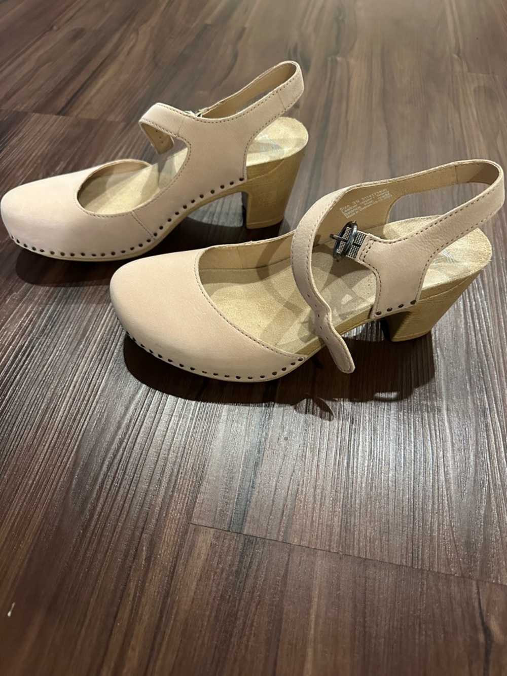 Dansko Taytum Blush Nubuck Heeled Clogs - Picture 7 of 10